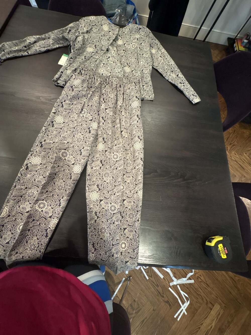 Vintage Black White Floral Paisley 2-Piece Long Sleeve Top and Pants Set size 8/ - Picture 3 of 15